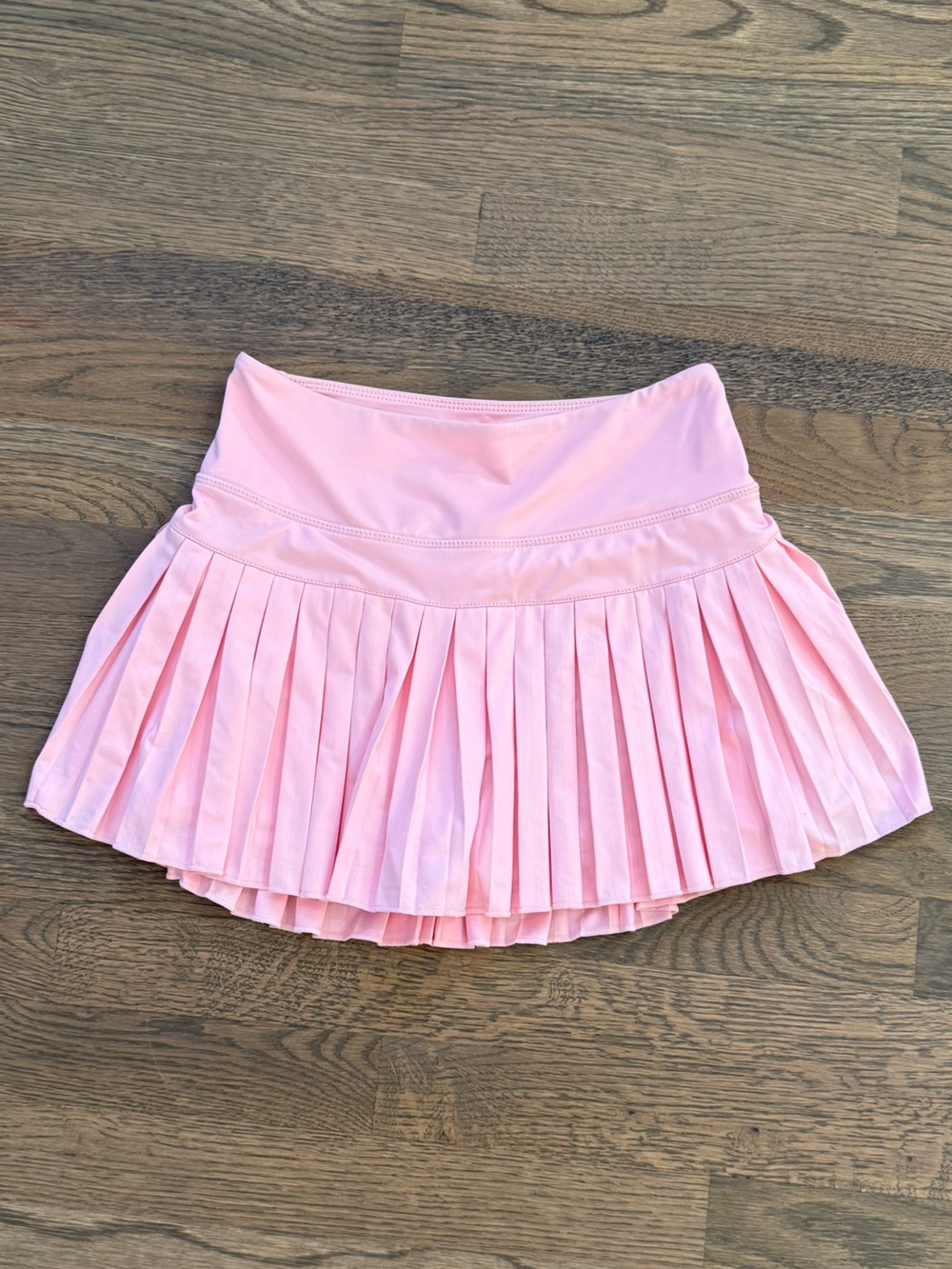 Small S Gold Hinge Pink Pleated Skirt Like New!